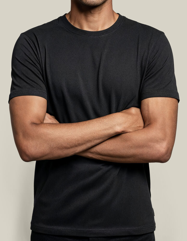 T-shirt Regular Fit in Schwarz | Print Nils Skarke (PriNS)